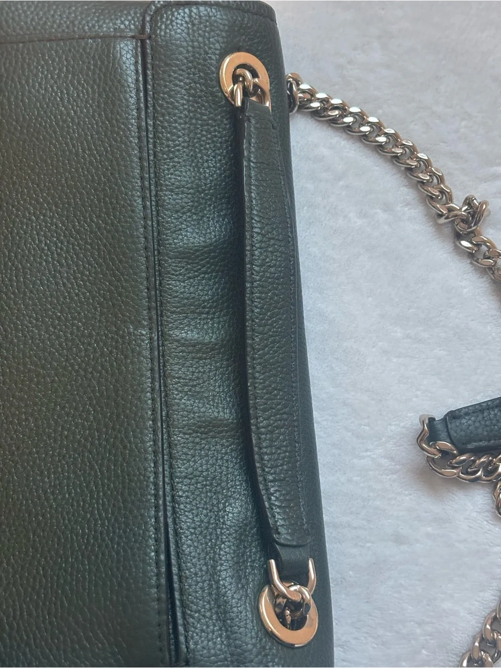 kate spade black pebbled leather shoulder bag with gold chain